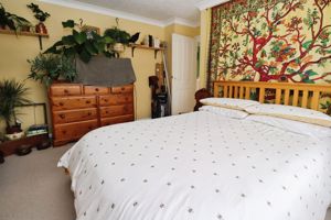 ST MARYS CLOSE- click for photo gallery